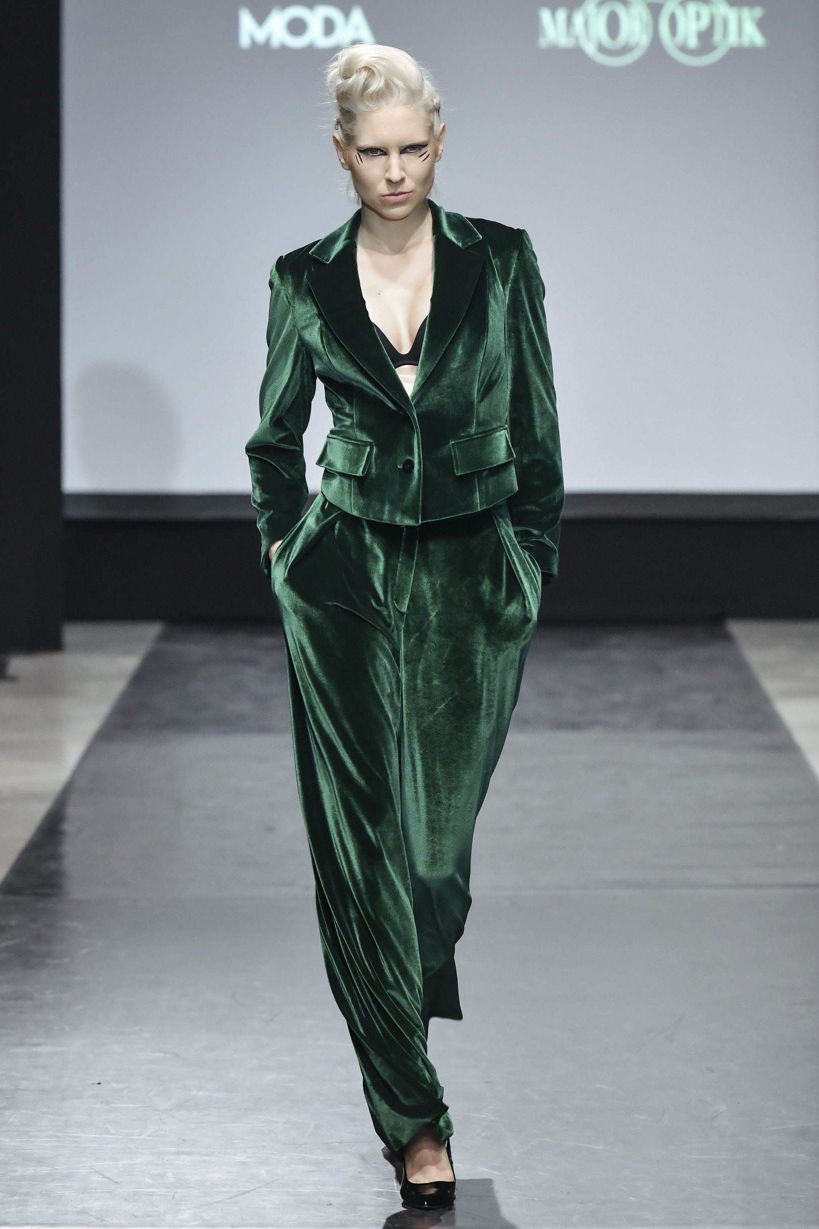 Green velvet outfit top